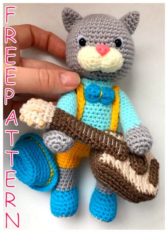 Singer Cat Amigurumi Free Crochet Pattern